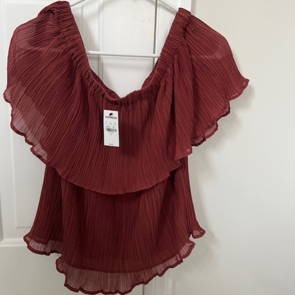 Express NWT Flowy Ribbed Top